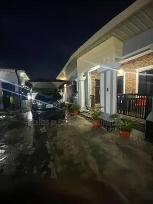 5bdrm Bungalow in Ofunwegbe/Egbire for sale