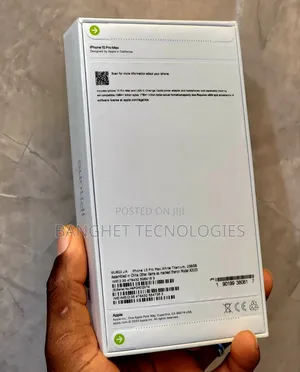 New Apple iPhone 15 Pro Max 256 GB White