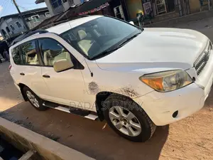 Toyota RAV4 2008 White