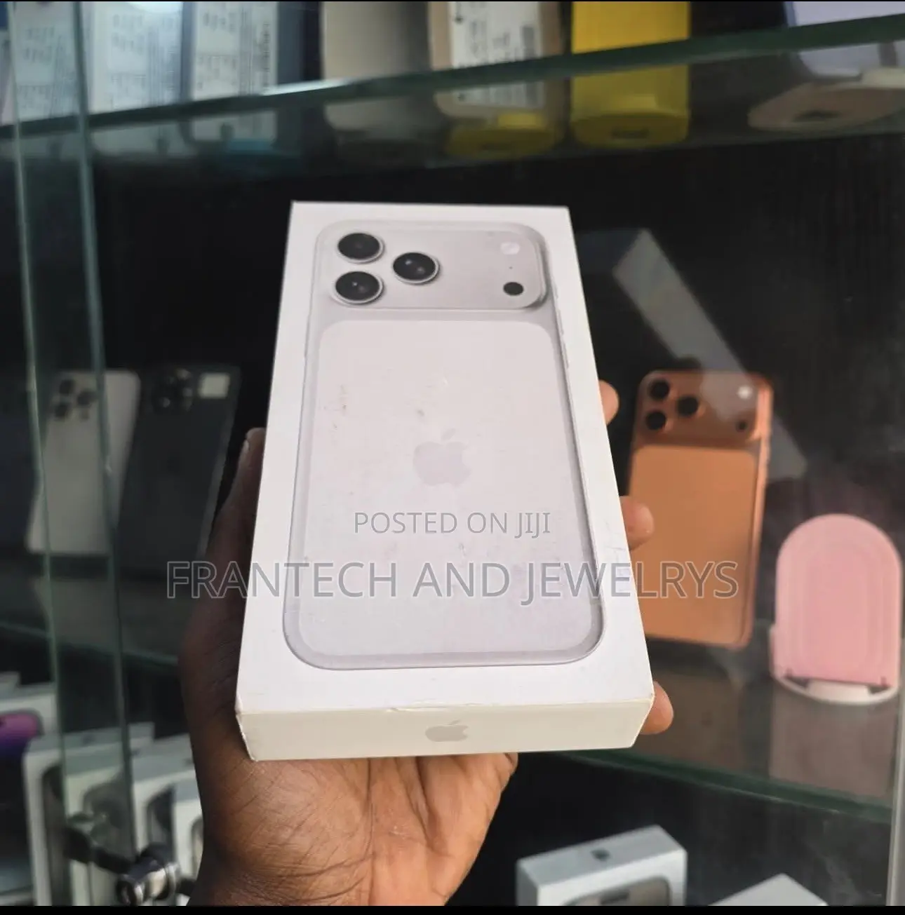 New Apple iPhone 17 Pro Max 1 TB Silver