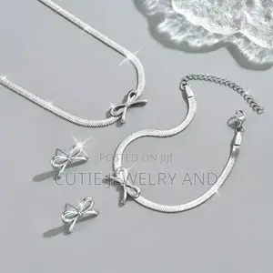 Necklace Set