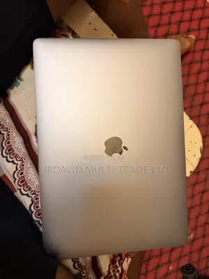 Laptop Apple MacBook Pro 2017 16GB Intel Core i7 SSD 500GB