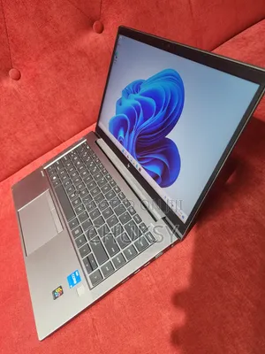 Laptop HP ZBook Firefly G8 16GB Intel Core i5 SSD 256GB
