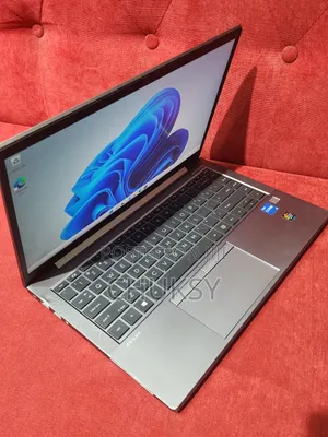 Laptop HP ZBook Firefly G8 16GB Intel Core i5 SSD 256GB