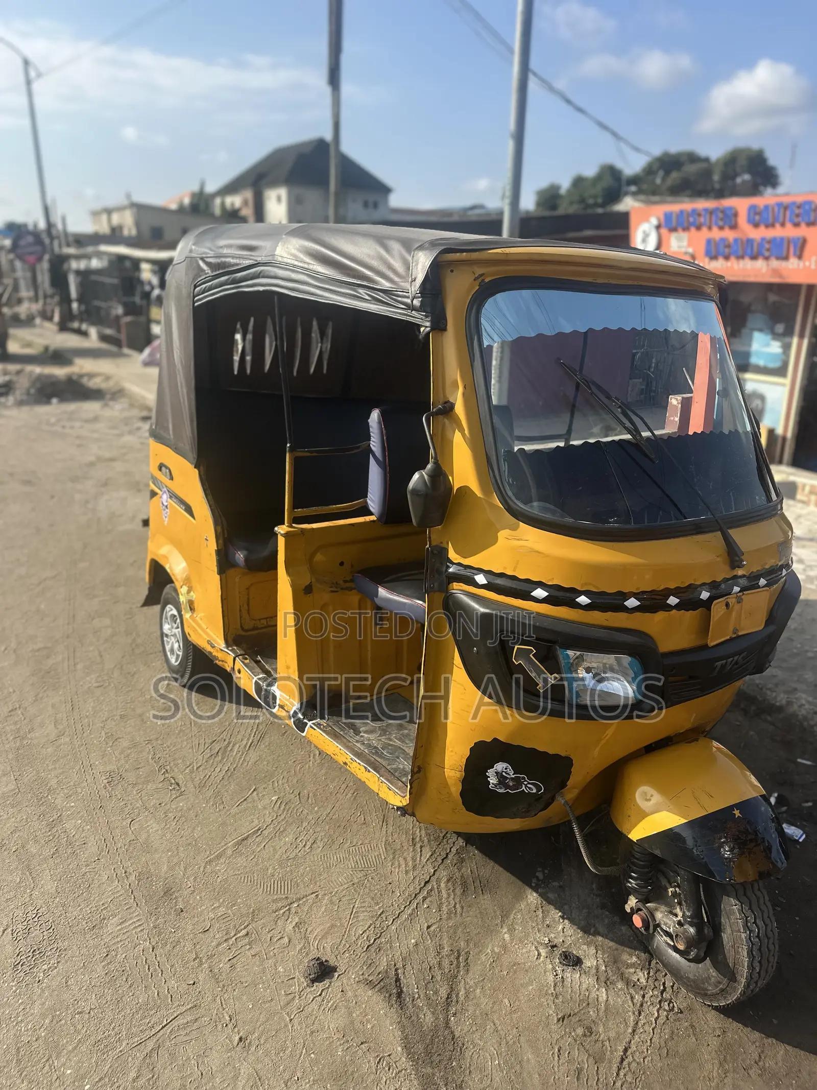 TVS 2024 Yellow