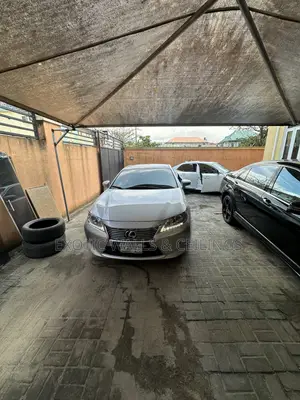 Lexus ES 350 FWD 2013 Gray
