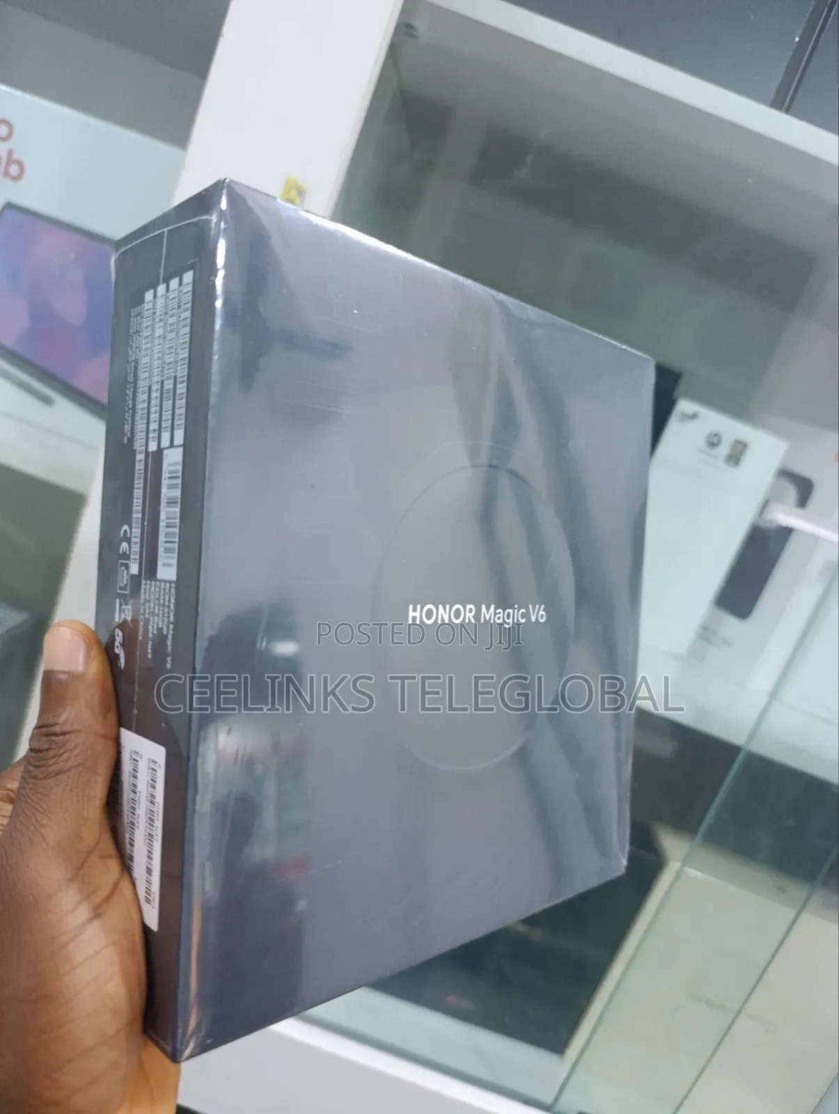 New Honor Magic V5 1 TB Red