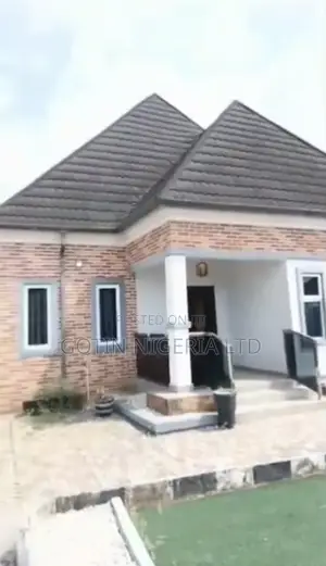 4bdrm Bungalow in Gotin Nigeria Ltd, Benin City for sale