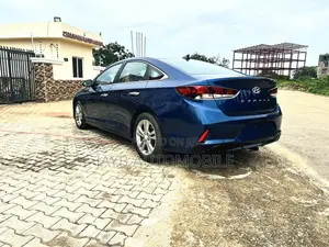 Hyundai Sonata 2018 Blue