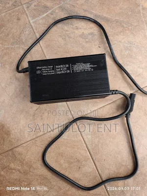 Electric Bike/ Electric Motorcycle Fast Charger(72v/88.2 10A)