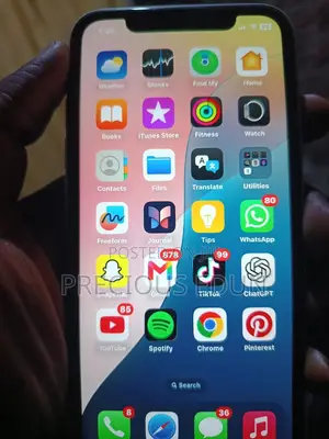Apple iPhone XR 64 GB White