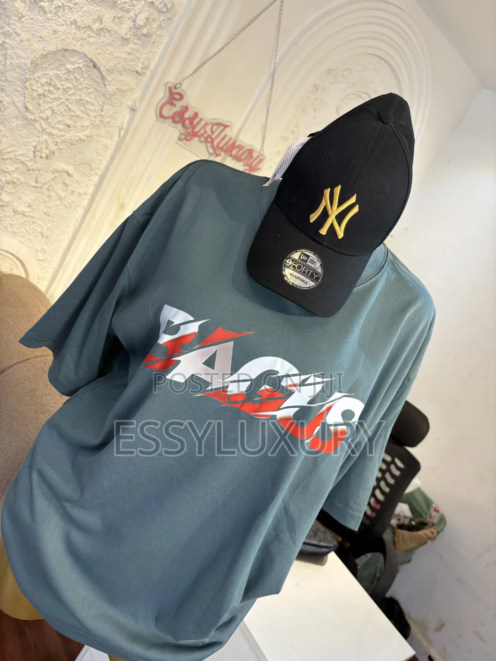 Round Neck Tees