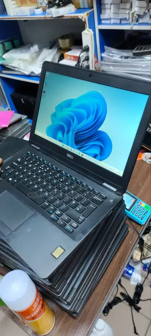 Laptop Dell Latitude E7270 8GB Intel Core i5 SSD 128GB