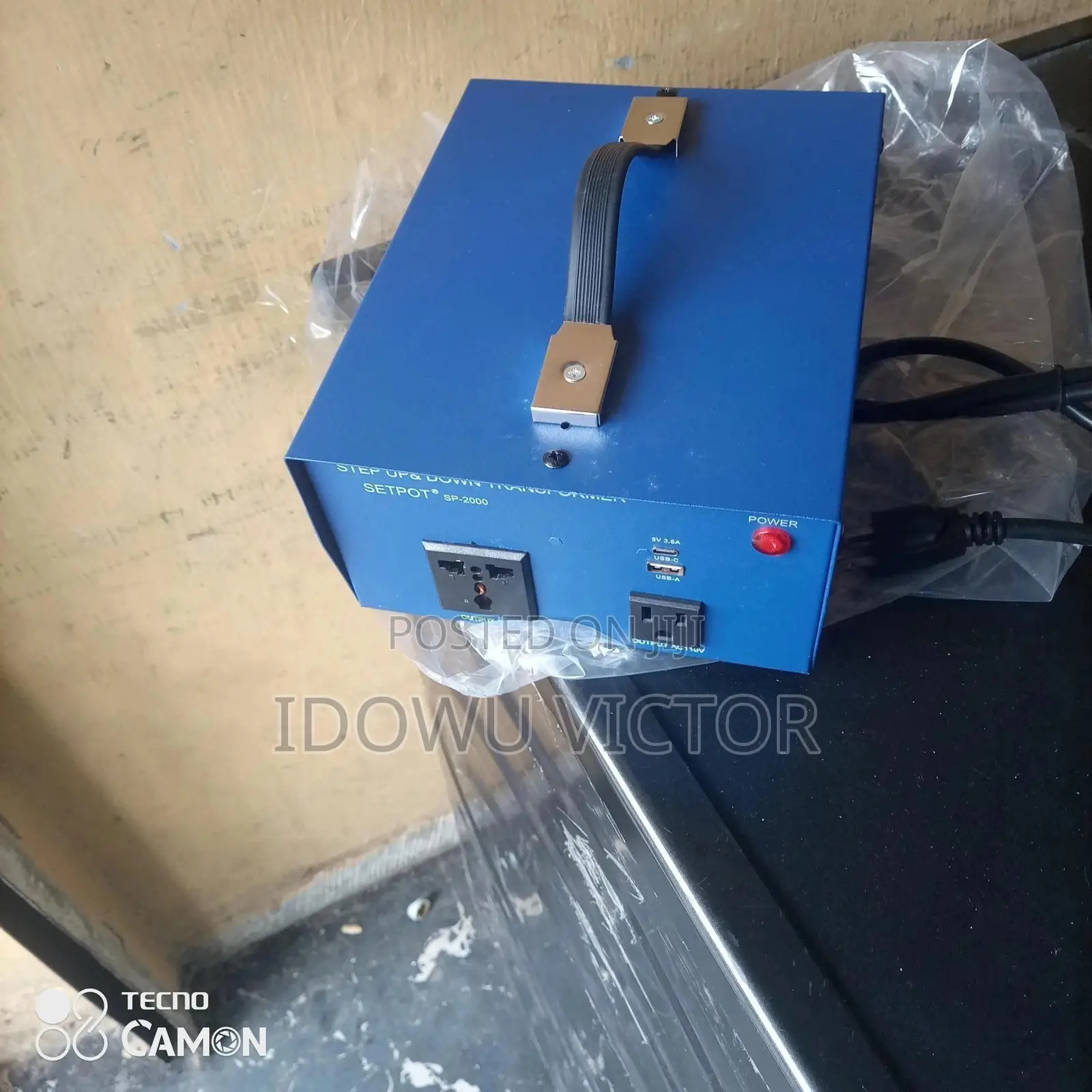 2000 Watts Step Up and Down Transformer