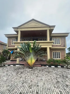 Furnished 5bdrm Duplex in Amen Estate, Eleko for rent