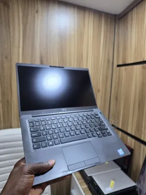 Laptop Dell Latitude 7400 8GB Intel Core i5 SSD 256GB