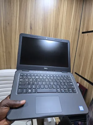 Laptop Dell Latitude 3310 8GB Intel Core i5 SSD 256GB