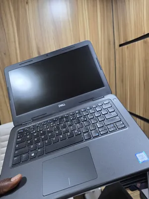 Laptop Dell Latitude 3310 8GB Intel Core i5 SSD 256GB