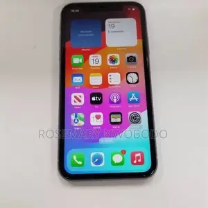 Apple iPhone 11 64 GB White