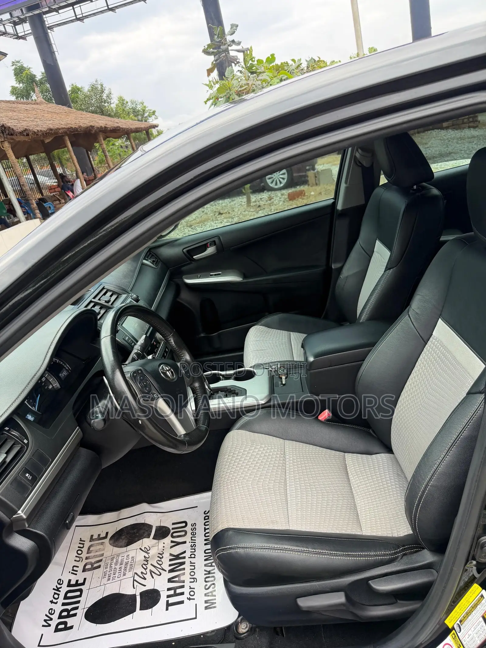 Toyota Camry SE 4dr Sedan (2.5L 4cyl 6A) 2013 Black