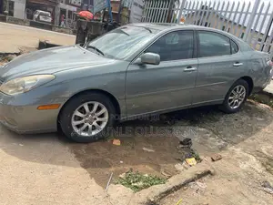 Lexus ES 300 2003 Green