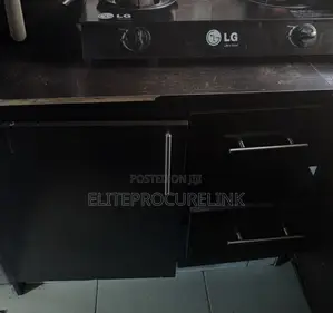 House Furniture Kitchen Set Up