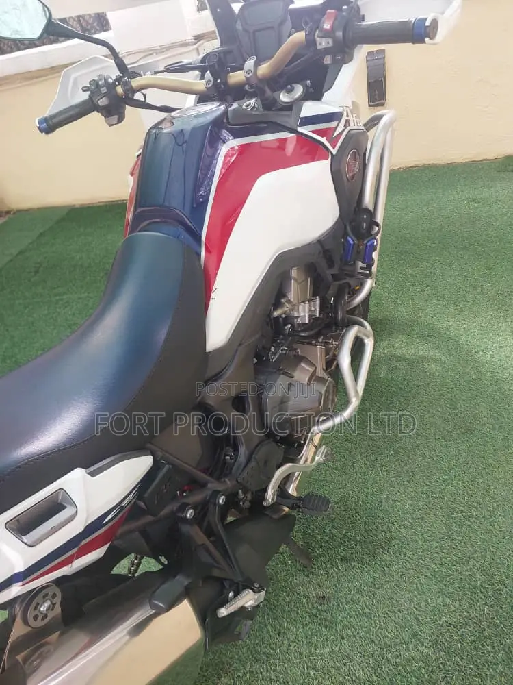 Honda 2019 Red