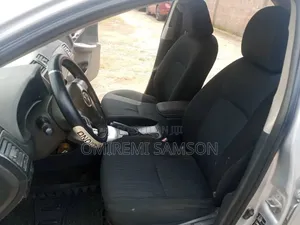 Toyota Matrix 2003 Gold