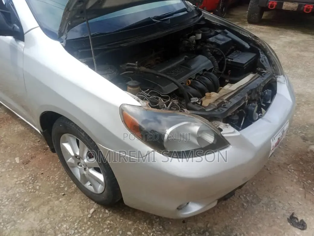 Toyota Matrix 2003 Silver