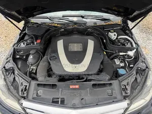 Mercedes-Benz C300 Sport 4Matic Sedan AWD (3.0L 6cyl 7A) 2012 Black