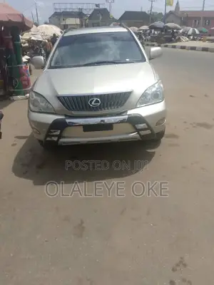 Lexus ES 200 2015 Brown