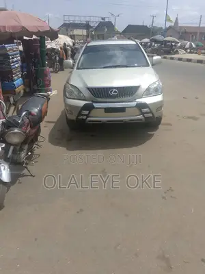 Lexus ES 200 2015 Brown