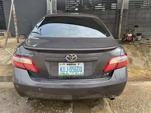 Toyota Camry 2008 Gray