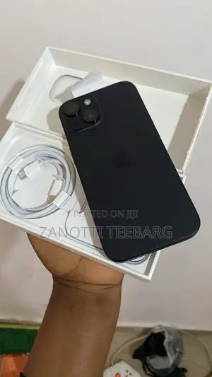 New Apple iPhone 15 128 GB Black