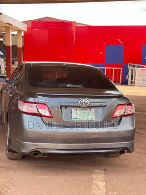 Toyota Camry 2011