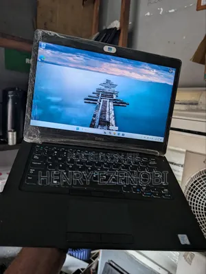 Laptop Dell Latitude 5490 8GB Intel Core i5 HDD+SSD 256GB