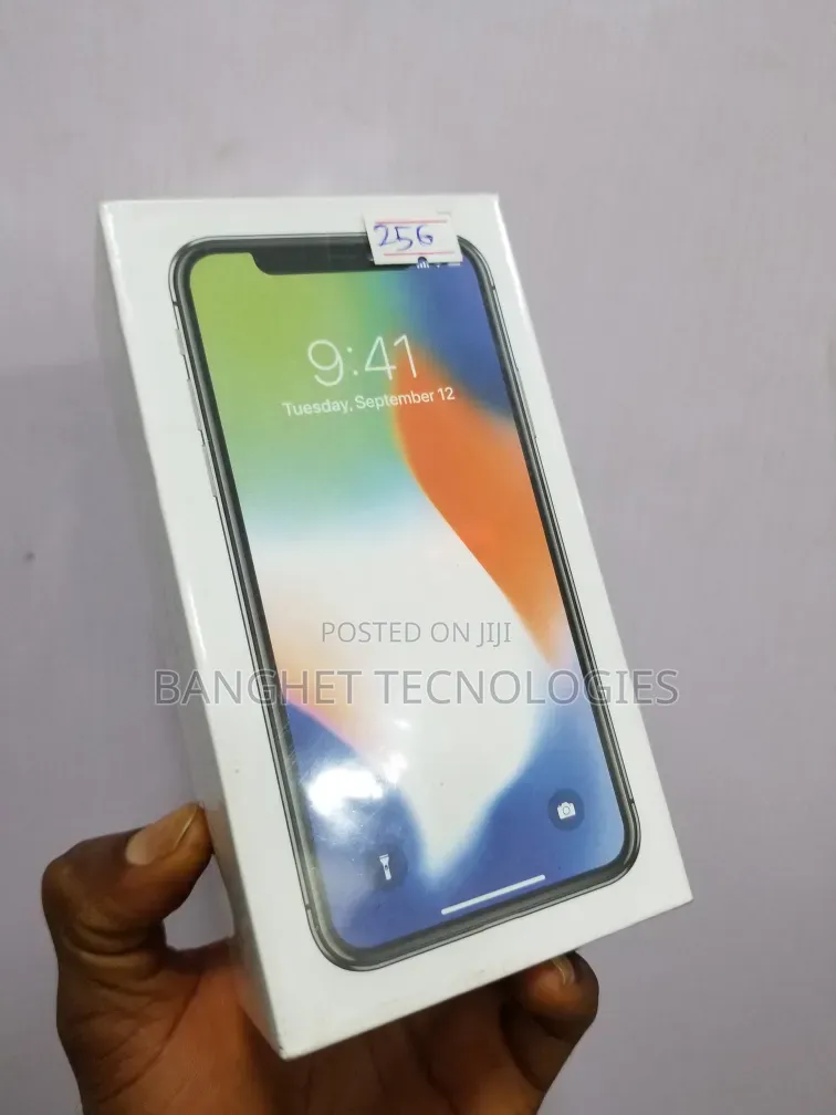 New Apple iPhone X 256 GB Silver
