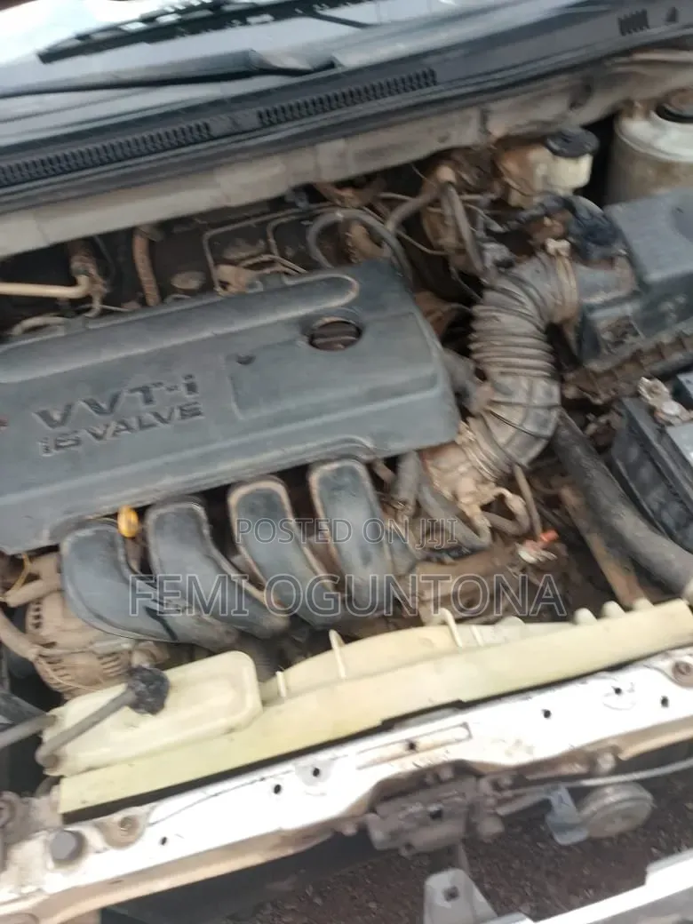 Toyota Corolla 2006 Silver