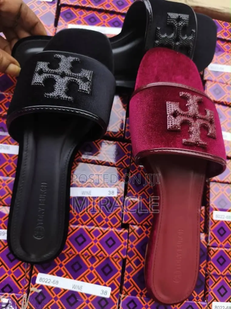 Slippers, Heel