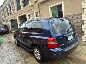 Toyota Highlander 2004 Blue