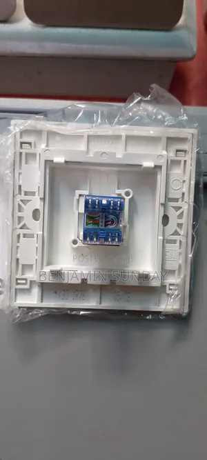 Schneider Data Socket