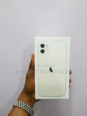 New Apple iPhone 11 128 GB White
