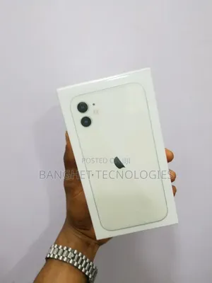 New Apple iPhone 11 128 GB White