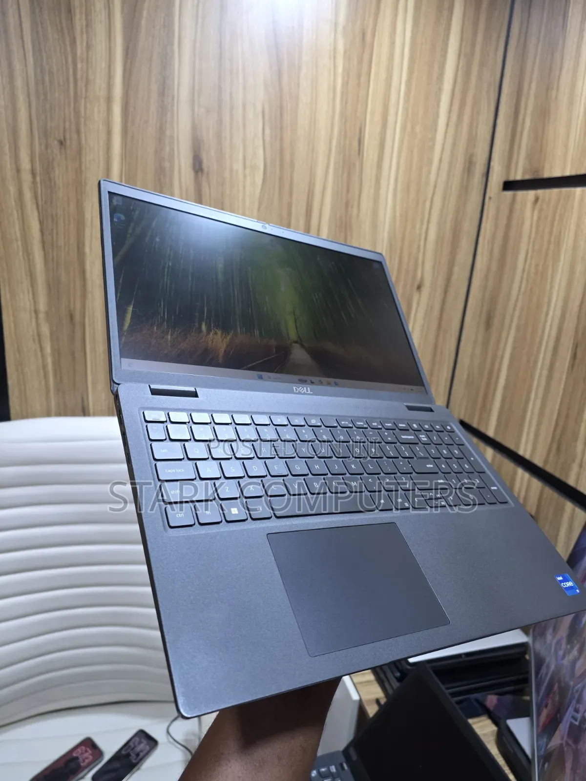 Laptop Dell Latitude 3520 16GB Intel Core i7 SSD 512GB