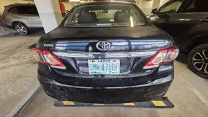 Toyota Corolla XLE 4dr Sedan (1.8L 4cyl 4A) 2010 Black