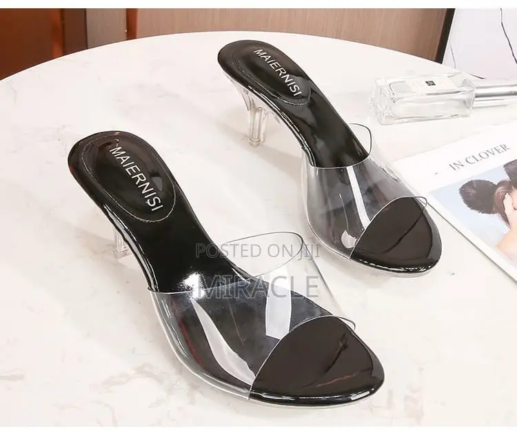 Slippers, Heel