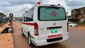 Toyota HiAce 2013 White