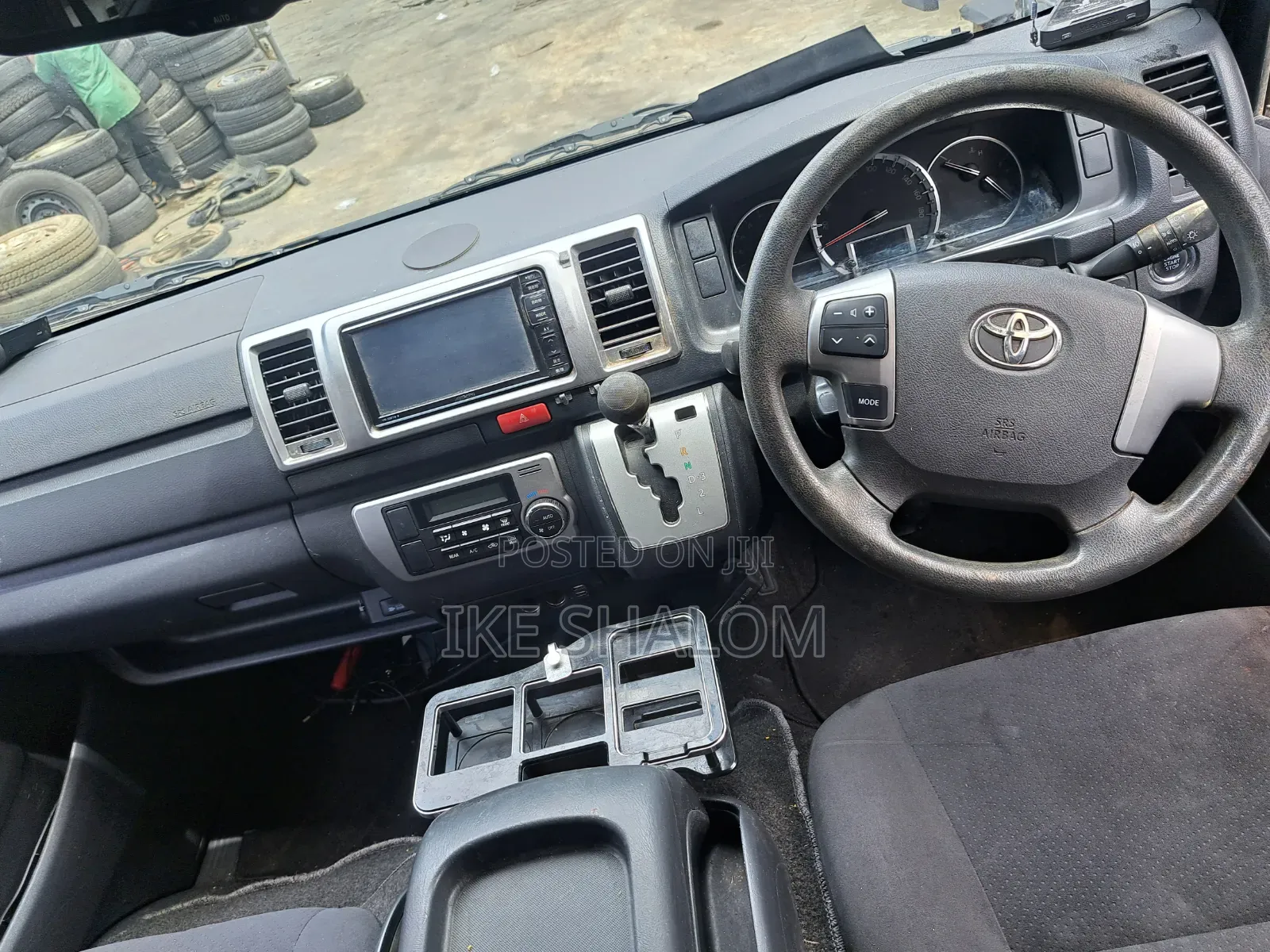 Toyota HiAce 2007 Black