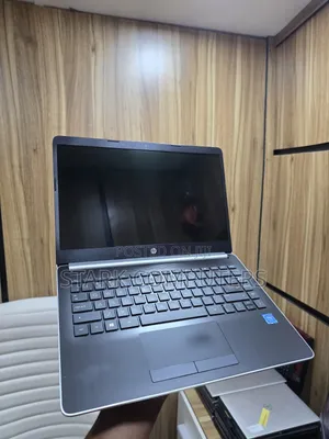 Laptop HP Pavilion 14-ce1000 4GB Intel Celeron SSD 60GB