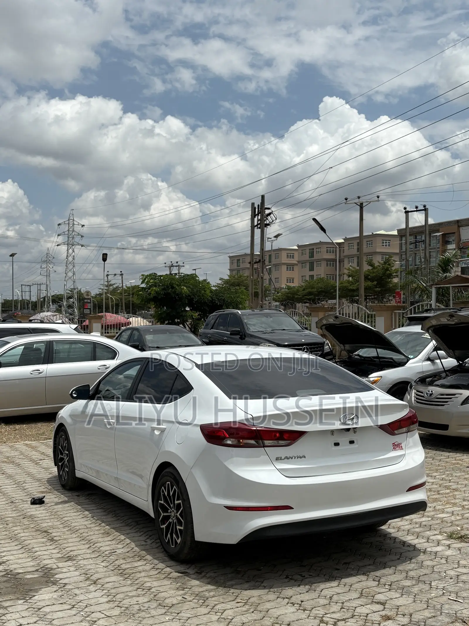 Hyundai Elantra 2017 White
